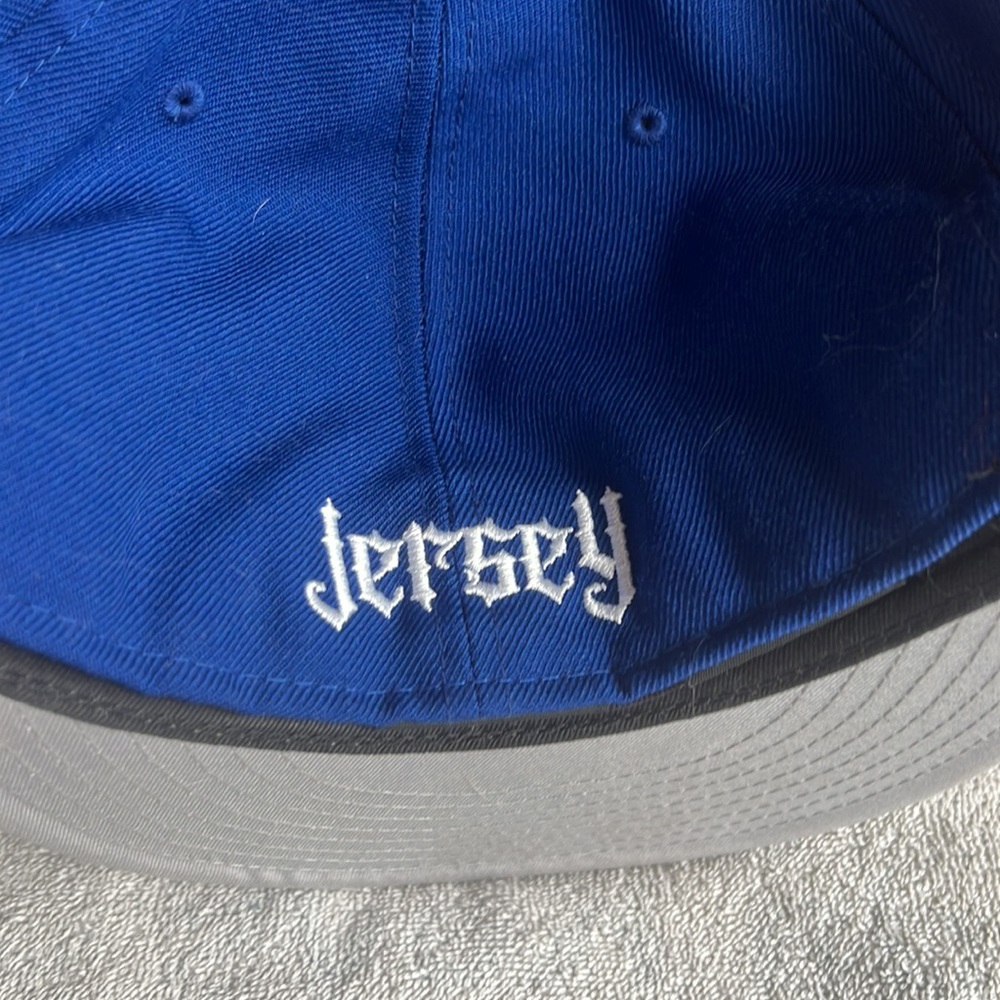Hat - Picture 2 of 3
